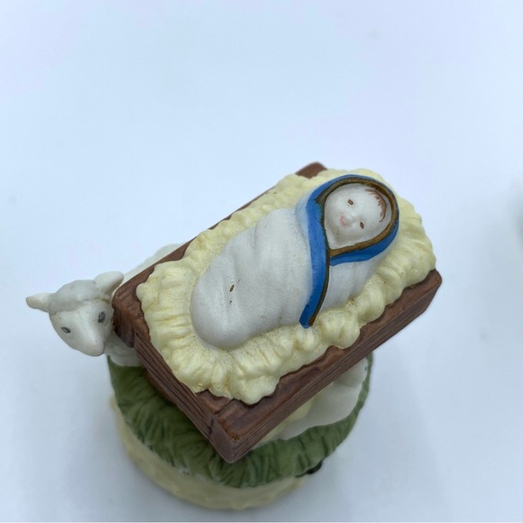 Set of 3 Midwest Of Cannon Falls Baby Jesus Nativity Scene Hinged Trinket Boxes - Picture 10 of 10